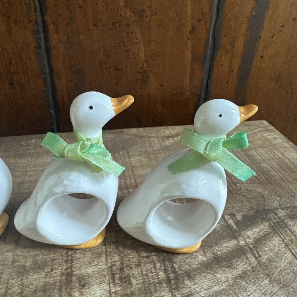 Vintage Ron Gordon Designs 1983 4 Napkin Rings Porcelain Geese Duck Goose EUC